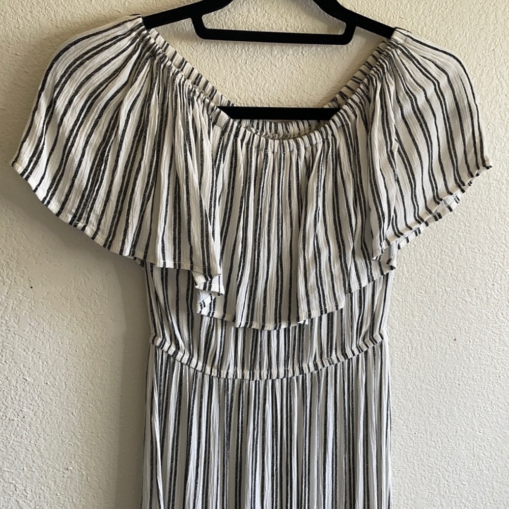 Billabong maxi dress, size small, white and blue pinstripe